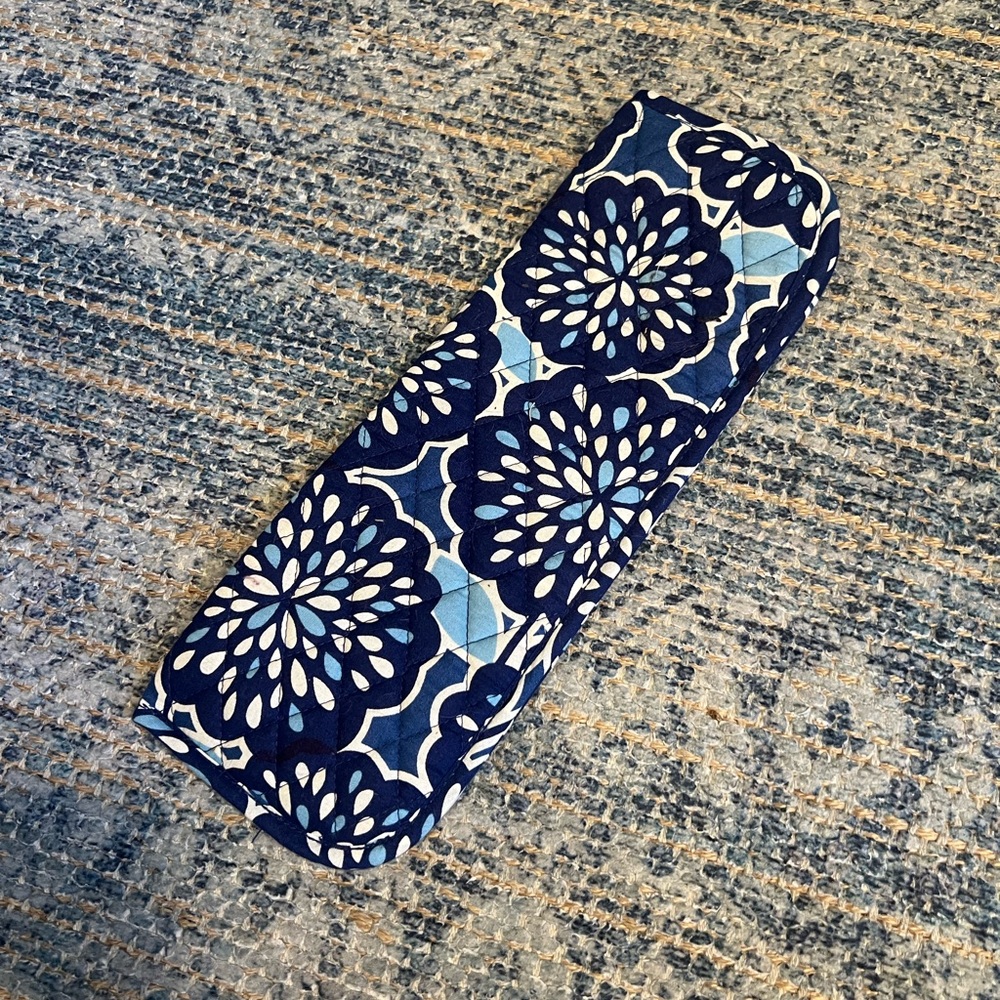 Vera Bradley Curling Flat Iron Cover in Blue Petal Splash